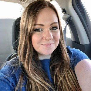 Meet your Posher, Alicia